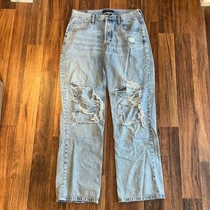 90’s baggy jeans